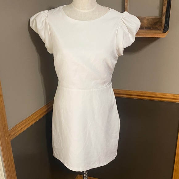 TCEC White Puff Sleeve open back Mini Dress size Large - Picture 1 of 10